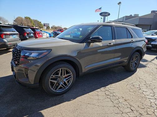 Gray 2026 Ford Explorer ST