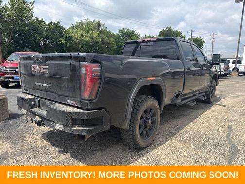 Onyx Black 2024 GMC Sierra 3500 AT4