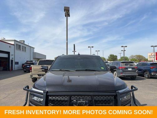 Agate Black Metallic 2024 Ford Expedition Timberline