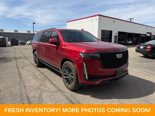 2022 Cadillac Escalade ESV Sport Platinum