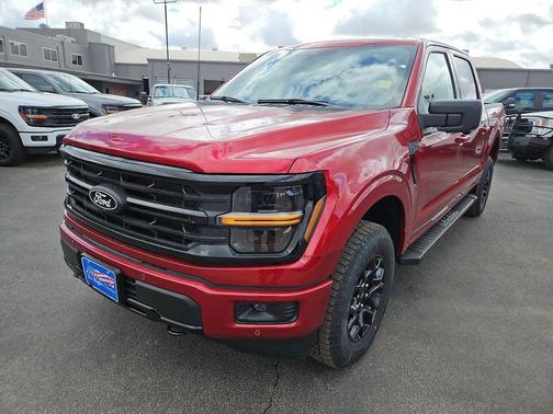 Ruby Red Metallic Tinted Clearcoat 2026 Ford F-150 XLT
