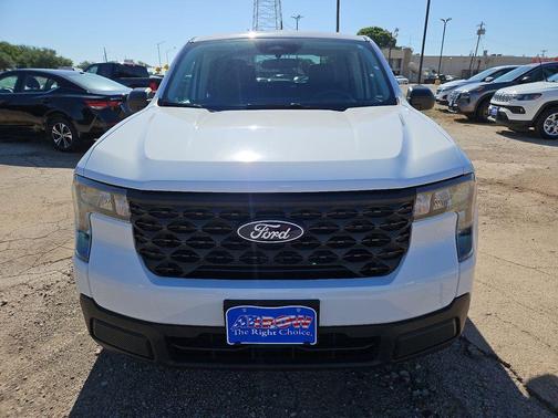 Oxford White 2025 Ford Maverick XL