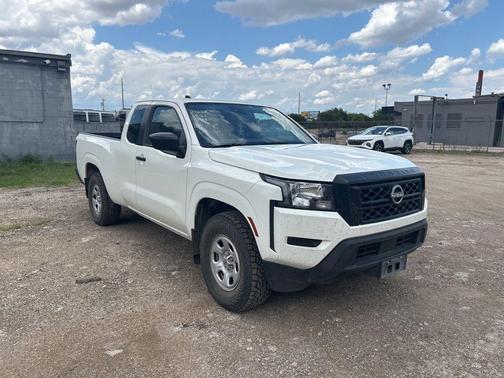 Glacier White 2024 Nissan Frontier S