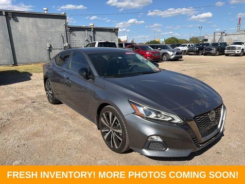 Gun Metallic 2019 Nissan Altima 2.5 SR