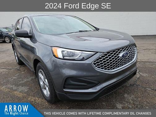 Gray Metallic 2024 Ford Edge SE