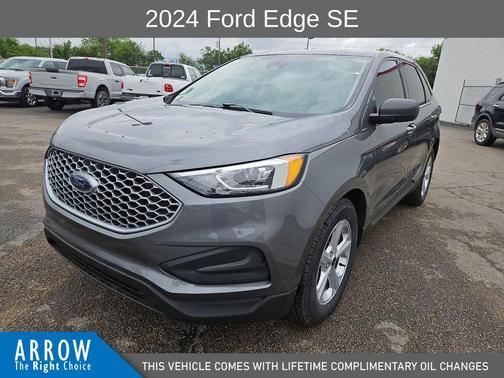 Gray Metallic 2024 Ford Edge SE