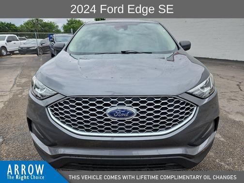 Gray Metallic 2024 Ford Edge SE