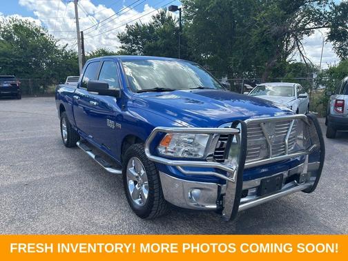 Blue Streak Pearlcoat 2016 RAM 1500 SLT