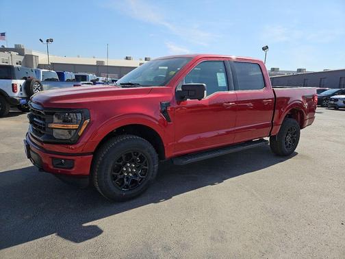 Ruby Red Metallic Tinted Clearcoat 2026 Ford F-150 XLT