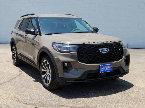 Gray 2026 Ford Explorer ST-Line