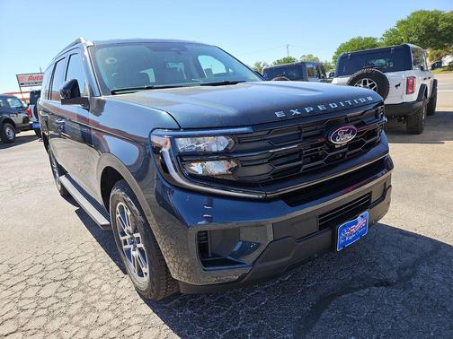 Stone Blue Metallic 2026 Ford Expedition Active