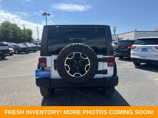 Bright White Clearcoat 2017 Jeep Wrangler Unlimited Sport