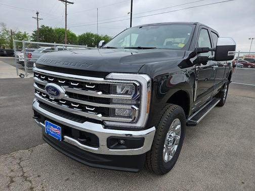 Agate Black Metallic 2026 Ford F-250 Lariat