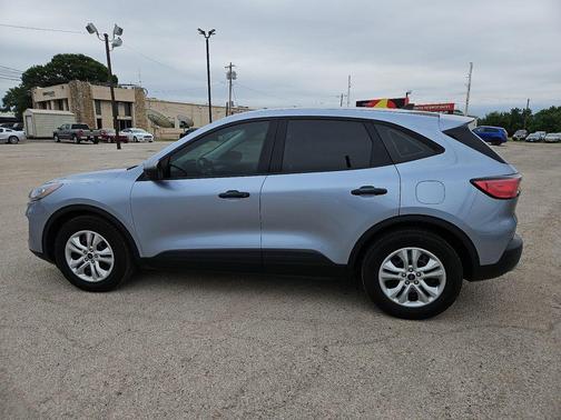 Blue Silver Metallic 2022 Ford Escape S