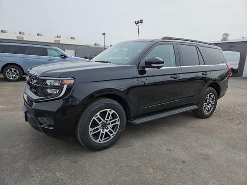 Agate Black Metallic 2026 Ford Expedition Active