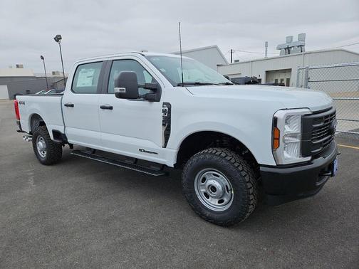 Oxford White 2026 Ford F-350 XL