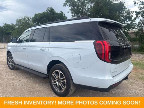 Silver Metallic 2025 Ford Expedition Max Active