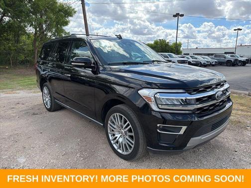 Black Metallic 2024 Ford Expedition Limited