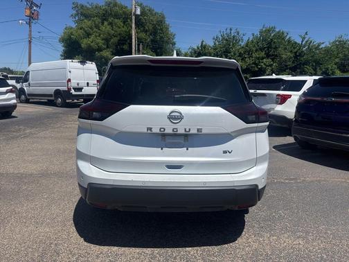 Pearl 2024 Nissan Rogue SV