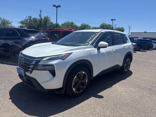 Pearl 2024 Nissan Rogue SV