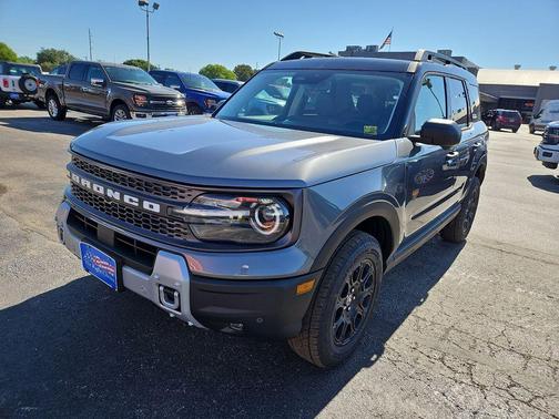 Carbonized Gray Metallic 2026 Ford Bronco Sport Badlands