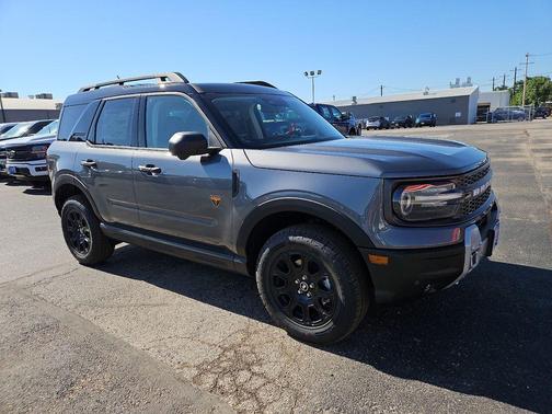 Carbonized Gray Metallic 2026 Ford Bronco Sport Badlands