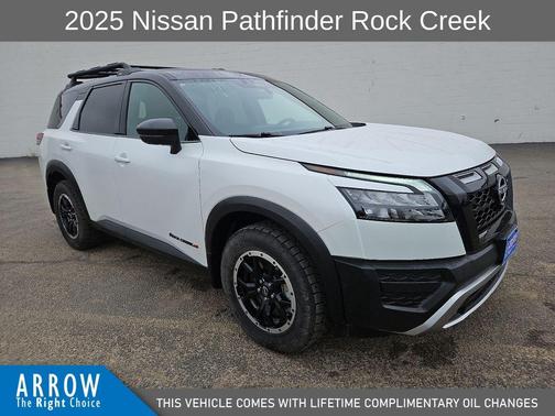 White / Black 2025 Nissan Pathfinder Rock Creek