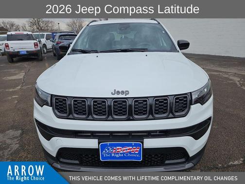 Bright White Clearcoat 2026 Jeep Compass Latitude