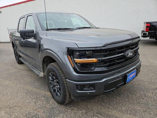 Carbonized Gray Metallic 2026 Ford F-150 XLT
