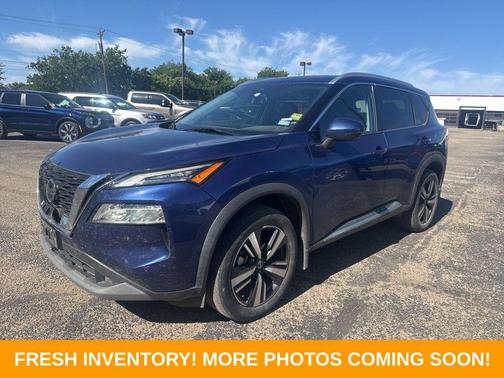 Caspian Blue 2021 Nissan Rogue SL