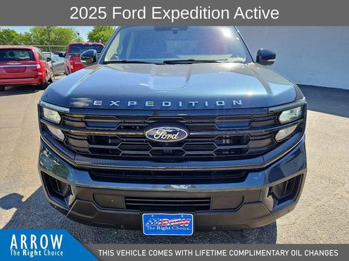 Blue Metallic 2025 Ford Expedition Active