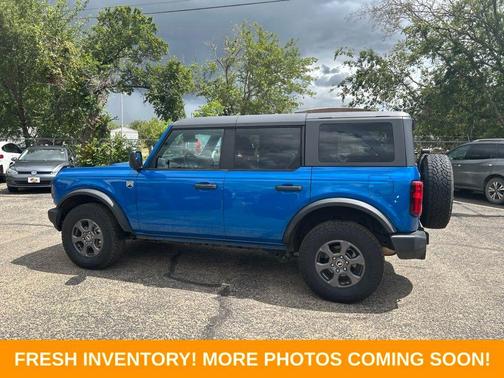 Blue Metallic 2024 Ford Bronco Big Bend