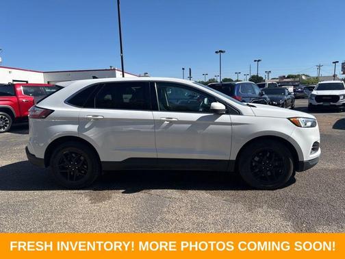 Oxford White 2022 Ford Edge SEL