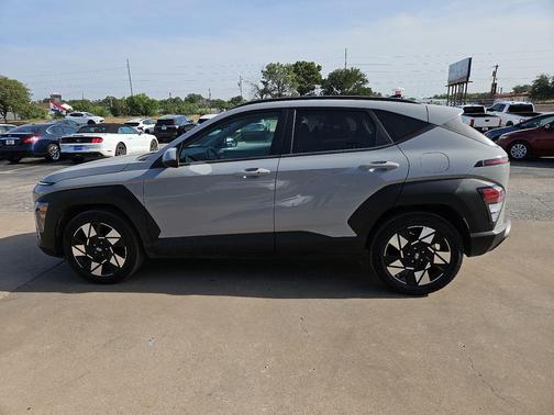Cyber Gray Metallic 2025 Hyundai KONA SEL