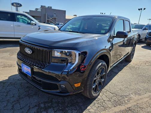 Shadow Black 2026 Ford Maverick Lobo Standard