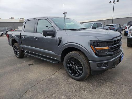 Carbonized Gray Metallic 2026 Ford F-150 XLT