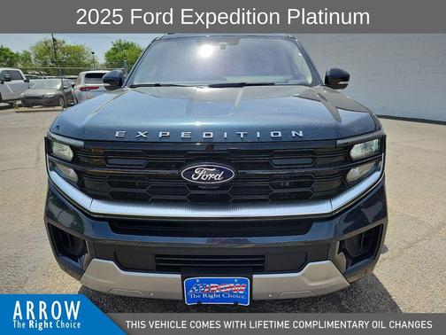 2025 Ford Expedition Platinum
