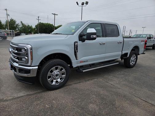 Avalanche 2026 Ford F-250 Lariat