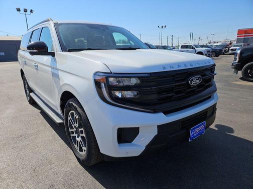Star White 2026 Ford Expedition Max Active