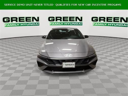 2025 Hyundai ELANTRA HEV SEL