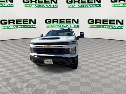 2025 Chevrolet Silverado 2500 Custom