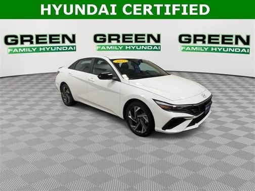 2025 Hyundai ELANTRA HEV SEL