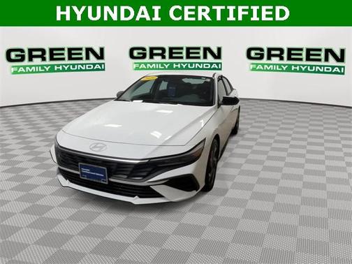 2025 Hyundai ELANTRA HEV SEL
