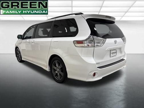 2017 Toyota Sienna L