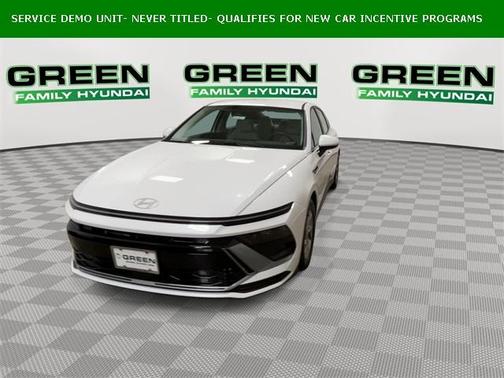 2025 Hyundai SONATA SE