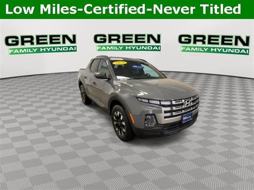 2025 Hyundai SANTA CRUZ SEL Activity
