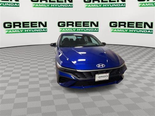 2026 Hyundai ELANTRA HEV SEL