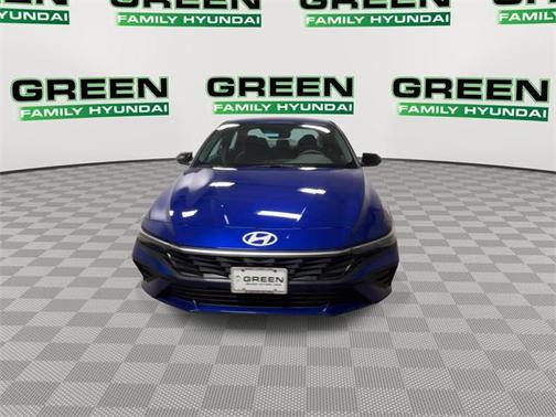 2026 Hyundai ELANTRA HEV SEL