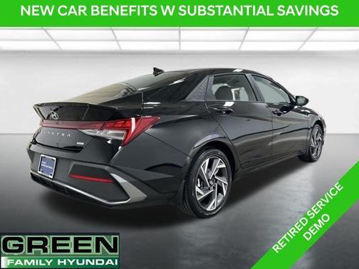 2025 Hyundai ELANTRA HEV SEL