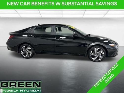 2025 Hyundai ELANTRA HEV SEL